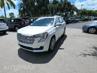 2023 GMC Terrain Denali 5SA