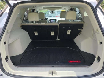 2023 GMC Terrain Denali 5SA - miniatura 11