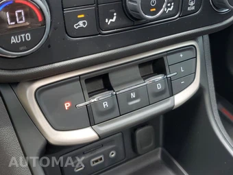 2023 GMC Terrain Denali 5SA - miniatura 33