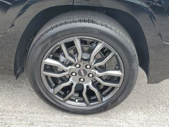 2023 GMC Terrain Denali 5SA - miniatura 5