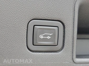 2023 GMC Terrain Denali 5SA - miniatura 9