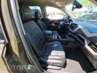 2023 GMC Terrain Denali 5SA - miniatura 15