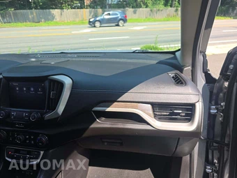 2023 GMC Terrain Denali 5SA - miniatura 19