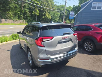 2023 GMC Terrain Denali 5SA - miniatura 2
