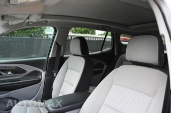 2023 GMC Terrain SLE 3SA - miniatura 10