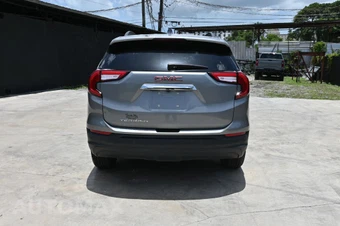 2023 GMC Terrain SLE 3SA - miniatura 4