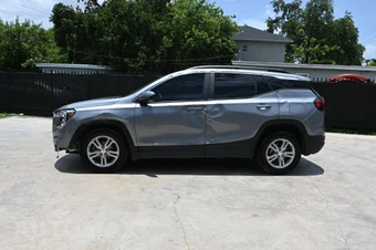 2023 GMC Terrain SLE 3SA - miniatura 7