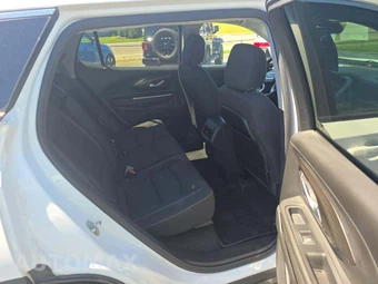 2023 GMC Terrain SLE 3SA – miniatura 13