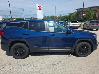 2023 GMC Terrain SLE 3SA - miniatura 4