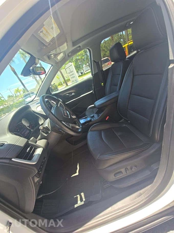 2023 GMC Terrain SLT 4SA - miniatura 3