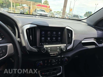2023 GMC Terrain SLT 4SA - miniatura 10