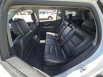 2023 GMC Terrain SLT 4SA - miniatura 13