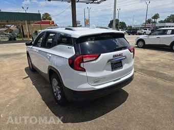 2023 GMC Terrain SLT 4SA - miniatura 2