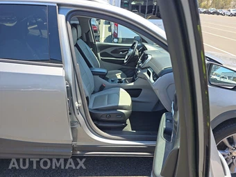 2023 GMC Terrain SLT 4SA – miniatura 8