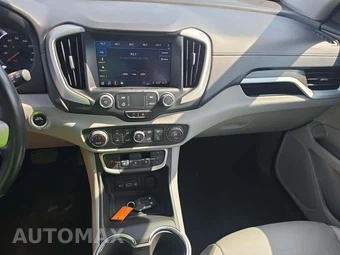 2023 GMC Terrain SLT 4SA - miniatura 7