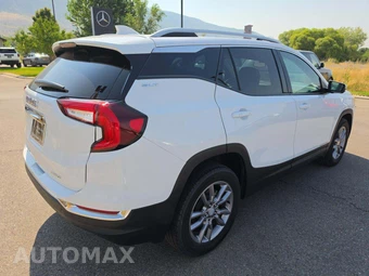 2023 GMC Terrain SLT 4SA - miniatura 3