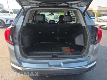 2023 GMC Terrain SLT 4SA - miniatura 11