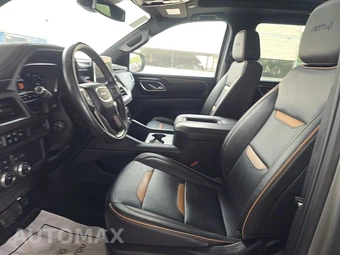 2023 GMC Yukon AT4 - miniatura 7