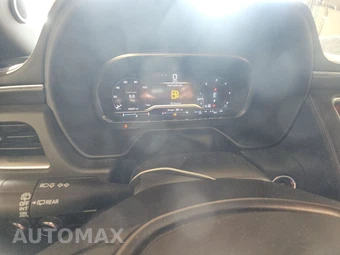 2023 GMC Yukon AT4 - miniatura 12