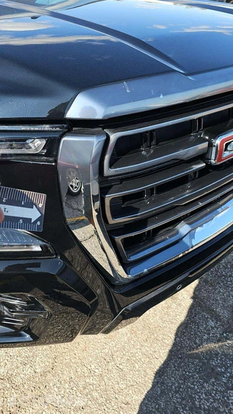 2023 GMC Yukon AT4 - miniatura 22