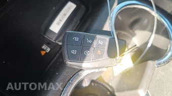 2023 GMC Yukon AT4 - miniatura 21