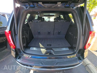 2023 GMC Yukon AT4 - miniatura 15