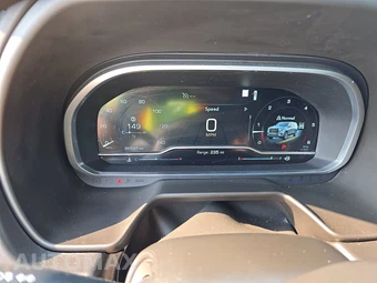 2023 GMC Yukon AT4 - miniatura 12