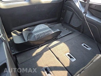 2023 GMC Yukon AT4 - miniatura 14