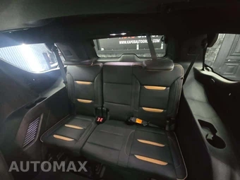 2023 GMC Yukon AT4 4SB - miniatura 14