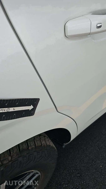 2023 GMC Yukon AT4 4SB - miniatura 28