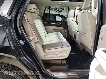 2023 GMC Yukon Denali - miniatura 7