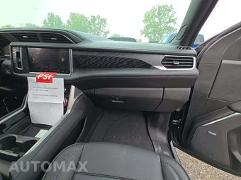 2023 GMC Yukon Denali - miniatura 20