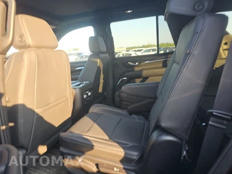 2023 GMC Yukon Denali - miniatura 13