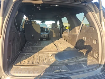 2023 GMC Yukon Denali - miniatura 17