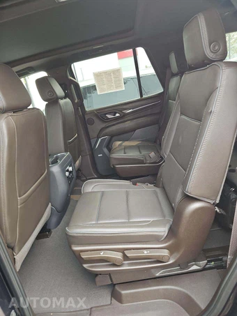 2023 GMC Yukon Denali - miniatura 13