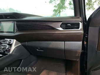 2023 GMC Yukon Denali - miniatura 19