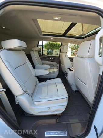2023 GMC Yukon Denali - miniatura 17