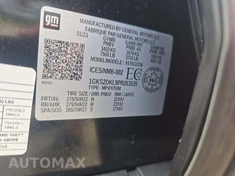 2023 GMC Yukon Denali - miniatura 2