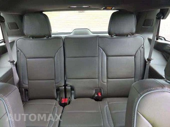 2023 GMC Yukon Denali - miniatura 14