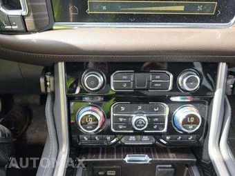 2023 GMC Yukon Denali - miniatura 28