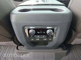 2023 GMC Yukon Denali - miniatura 33