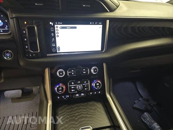 2023 GMC Yukon Denali 5SA - miniatura 11