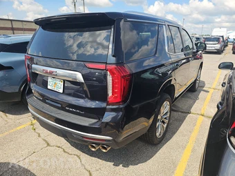 2023 GMC Yukon Denali 5SA - miniatura 4