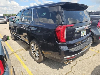 2023 GMC Yukon Denali 5SA - miniatura 6