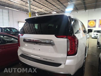 2023 GMC Yukon Denali 5SA - miniatura 4