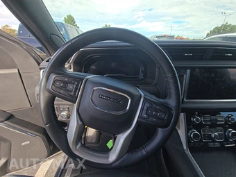 2023 GMC Yukon Denali 5SA - miniatura 10
