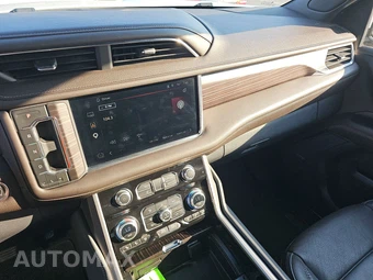 2023 GMC Yukon Denali 5SA - miniatura 17