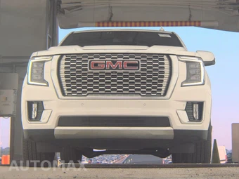 2023 GMC Yukon Denali 5SA - miniatura 3