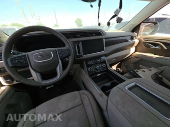 2023 GMC Yukon Denali 5SA - miniatura 11