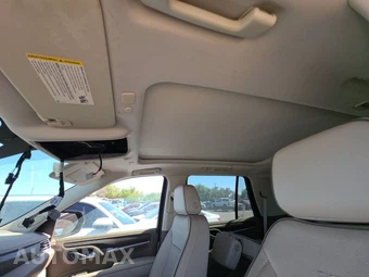 2023 GMC Yukon Denali 5SA - miniatura 18